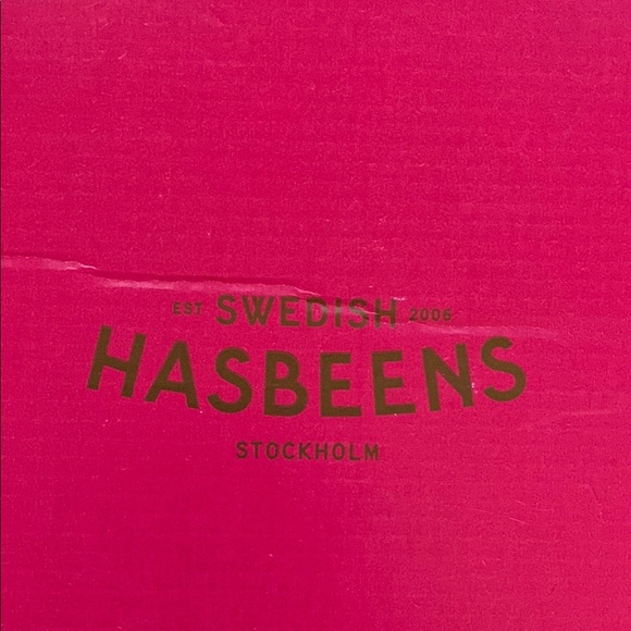 Swedish Hasbeens Black Leather Clogs – Size 39 | Timeless Comfort Mule - Picture 11 of 11